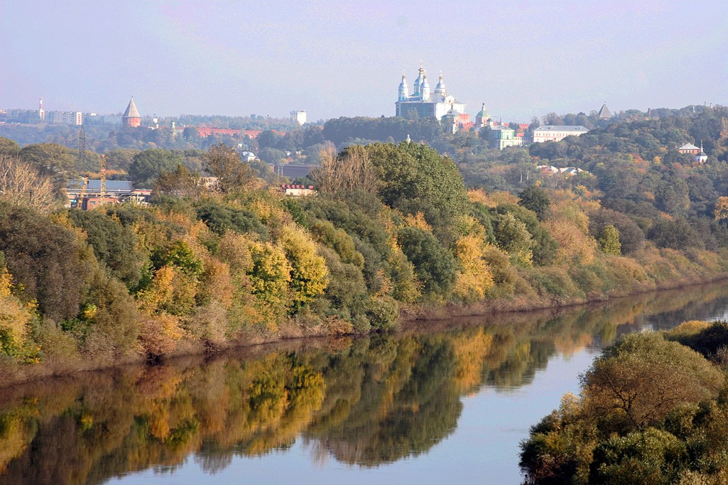 Смоленск время. Смоленск осень.